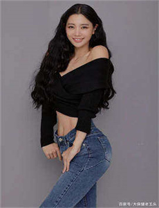 尾崎娜娜