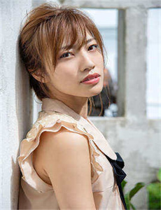 片山莉乃-蓝燕