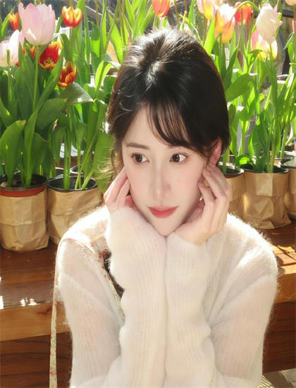 点击破亿：《史蒂文斯小姐》叙事手法经典解析深刻反思的：时间线安排与视角切换技巧探讨